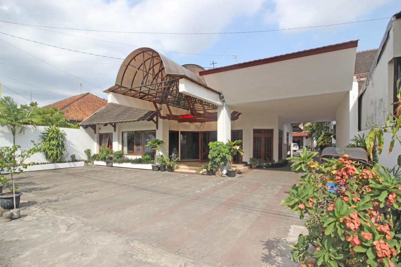 Reddoorz Plus @ Taman Siswa 3 Yogyakarta Exterior foto