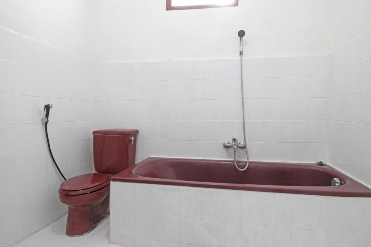 Reddoorz Plus @ Taman Siswa 3 Yogyakarta Exterior foto